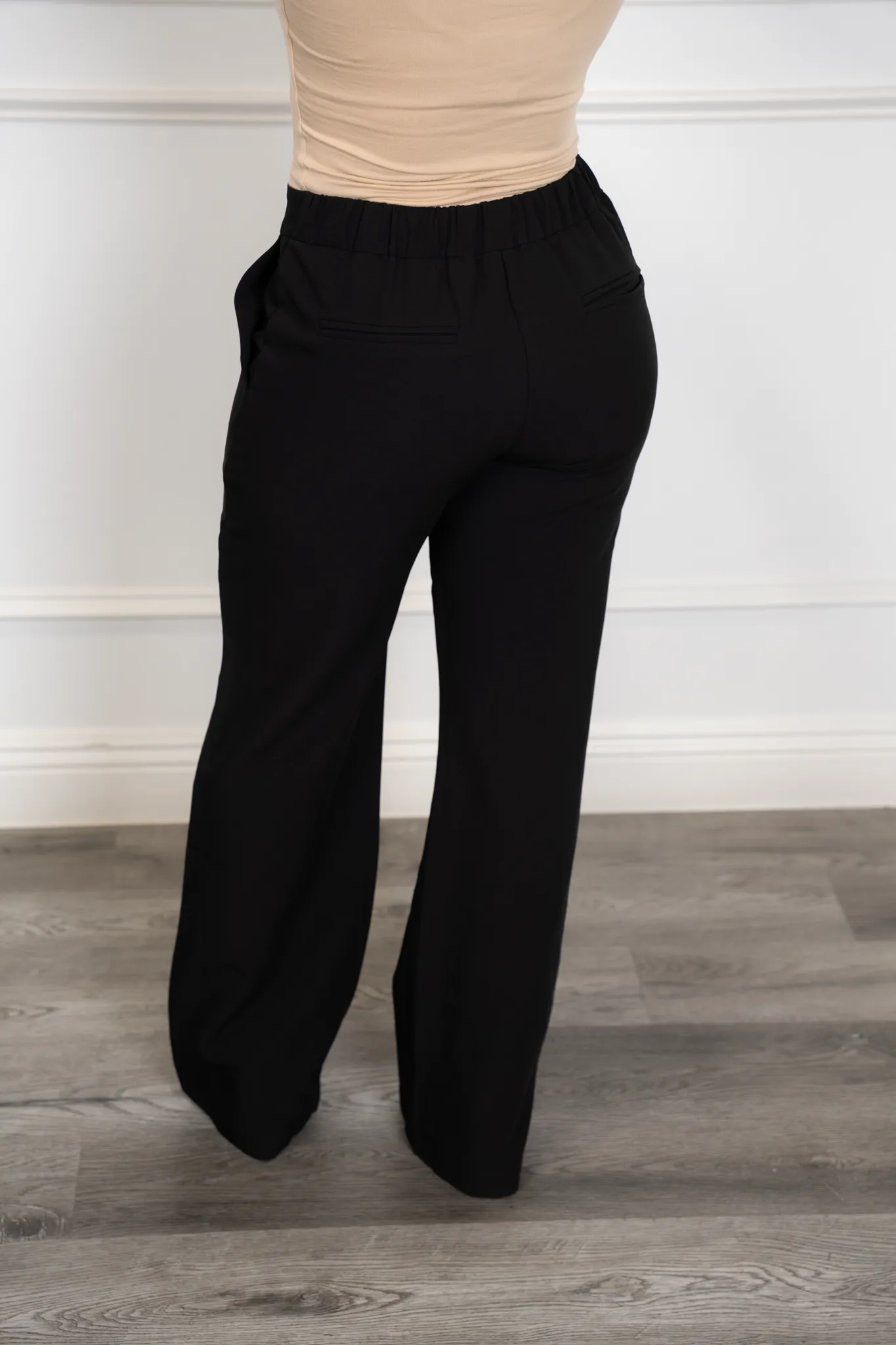 Cecilia - Black Wide-Leg Formal Pants