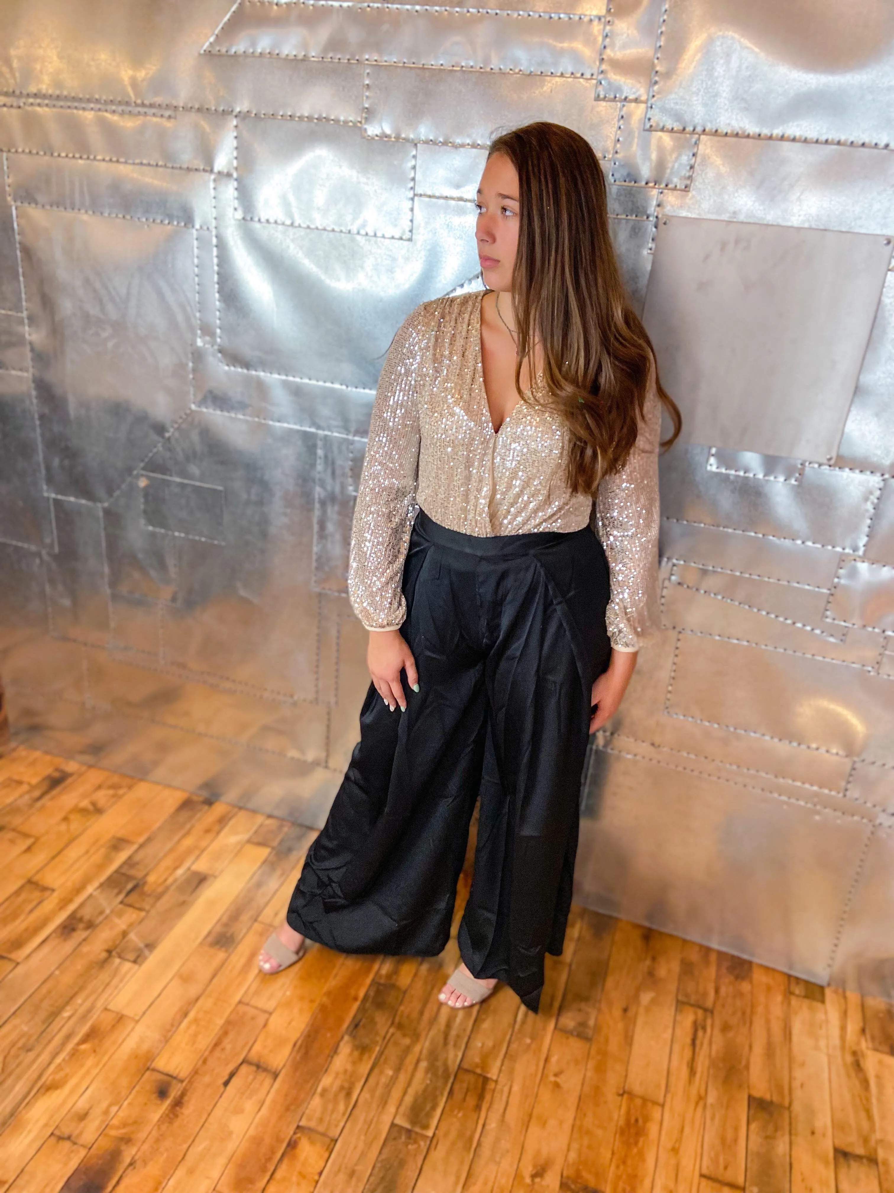 Danielle Pleated Wide Leg Pants