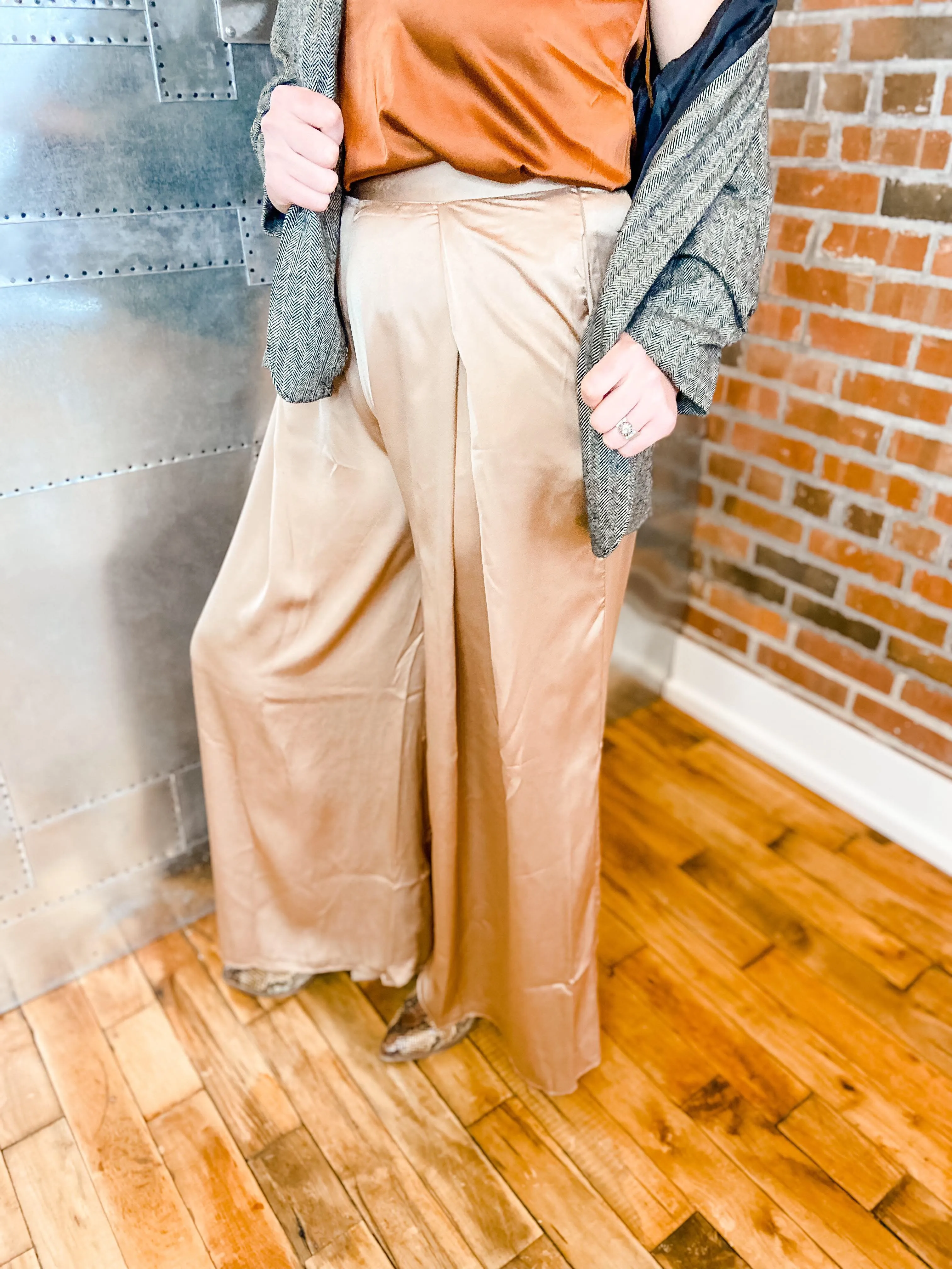 Danielle Pleated Wide Leg Pants