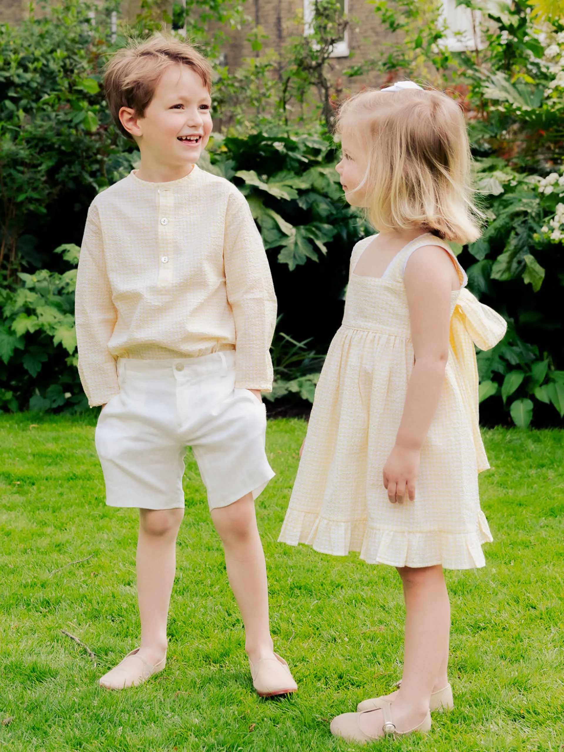 Gull shorts off-white