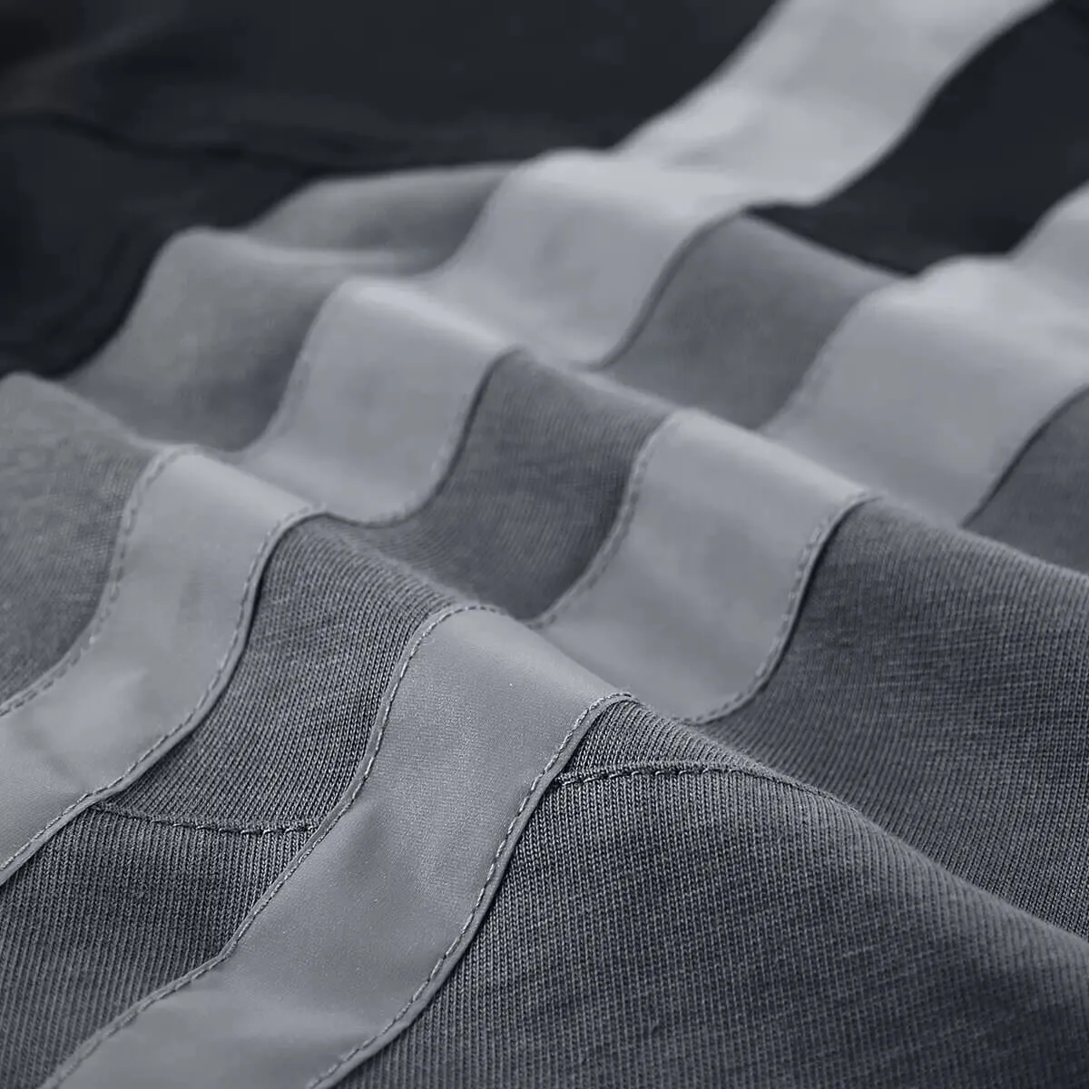 Tactical Patchwork T-Shirt for Men / Stylish O-Neck Reflective Striped Splicing T-Shirts
